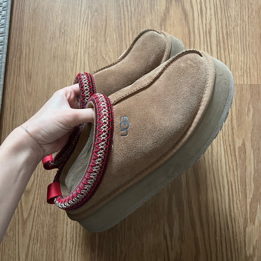 Ugg Tazz platform slippers